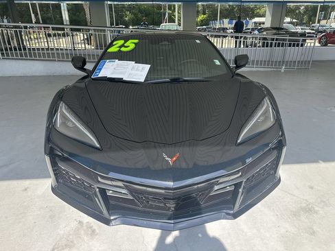 Used 2025 Chevrolet Corvette Z06 w/ Battery Protection Package RWD image 11