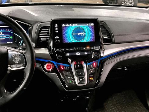 Used 2023 Honda Odyssey Touring image 7