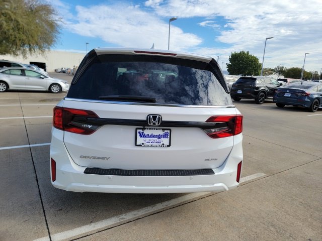 Used 2025 Honda Odyssey Elite image 6