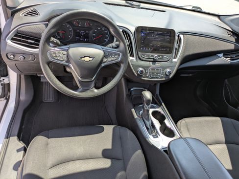 Used 2024 Chevrolet Malibu LT FWD image 15