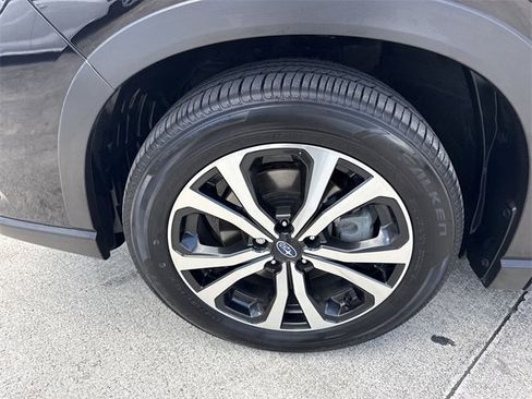 Used 2023 Subaru Forester Limited image 10