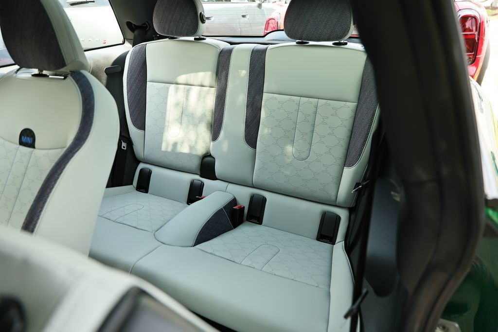 New 2026 MINI Cooper 2-Door Hardtop FWD image 24