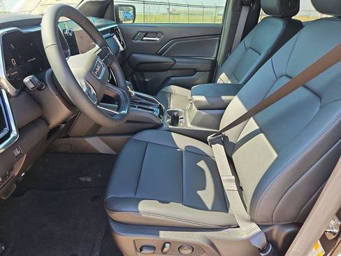 New 2026 GMC Canyon Elevation w/ Convenience Package RWD image 19