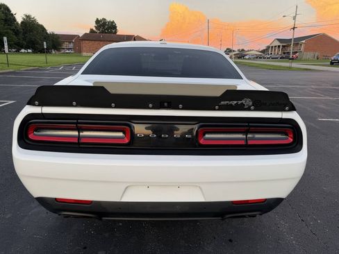 Used 2019 Dodge Challenger SRT Hellcat w/ Laguna Leather Package RWD image 7