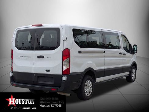 Used 2023 Ford Transit 350 XLT image 3