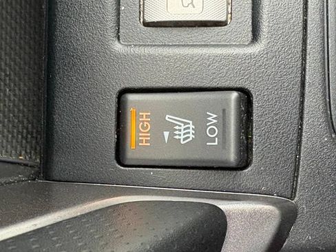 Used 2017 Subaru Forester 2.5i Touring AWD/4WD image 27