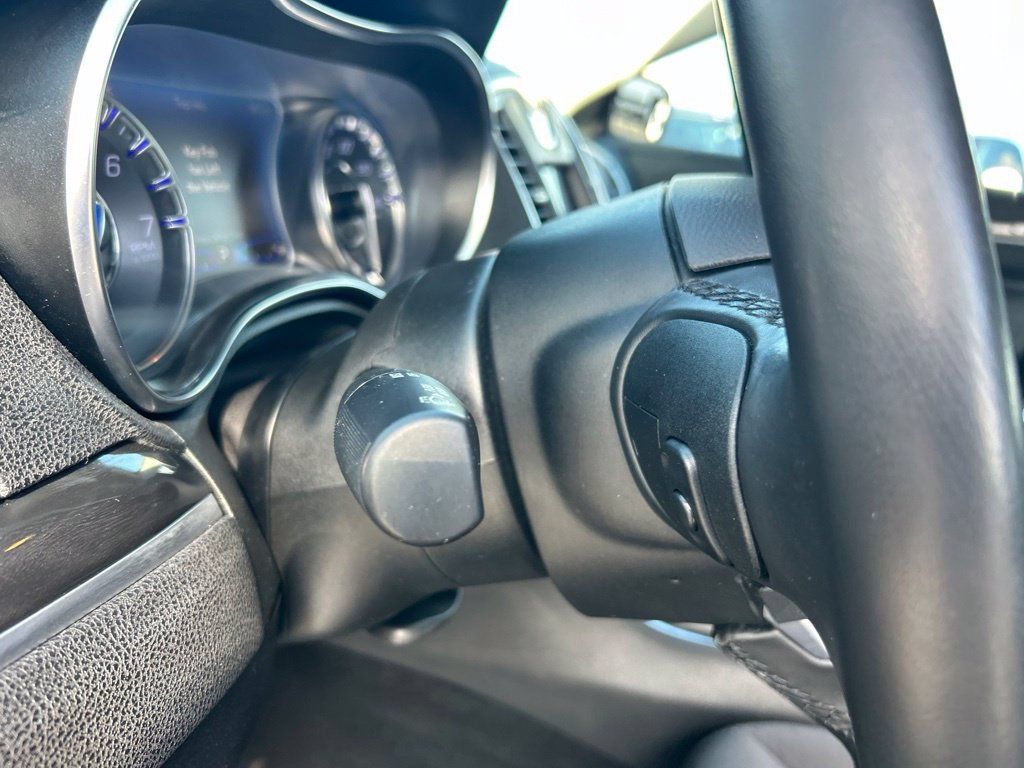 Used 2021 Chrysler 300 Touring w/ Sport Appearance Package RWD image 35