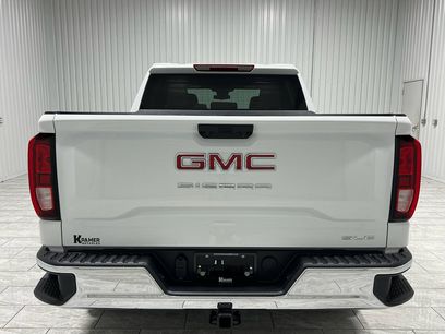 New 2026 GMC Sierra 1500 SLE