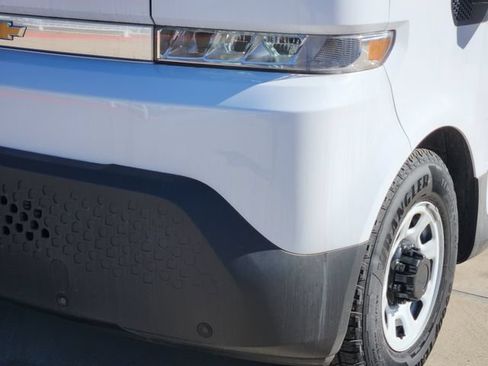 New 2025 Chevrolet Brightdrop 600 FWD image 16