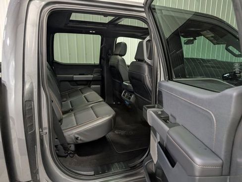 Used 2025 Ford F150 Lariat w/ Equipment Group 501A Mid image 30