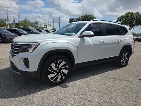 New 2026 Volkswagen Atlas SE image 8