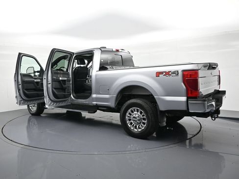 Used 2021 Ford F250 Lariat w/ Lariat Ultimate Package AWD/4WD image 26