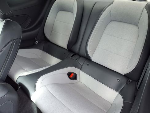 Used 2025 Ford Mustang Coupe image 18