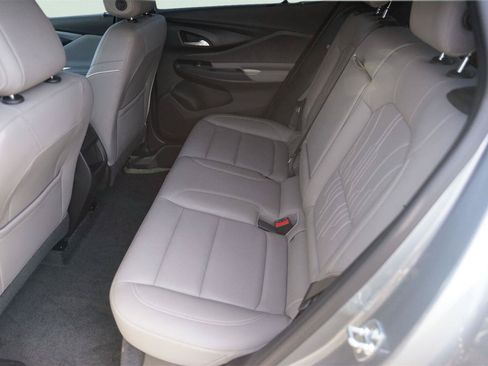 Used 2025 Buick Envista Avenir FWD image 12