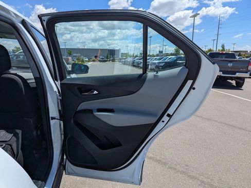 Used 2022 Chevrolet Equinox LS w/ LPO, Floor Liner Package AWD/4WD image 37