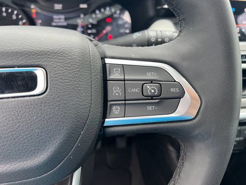 Used 2025 Jeep Compass Limited AWD/4WD image 40