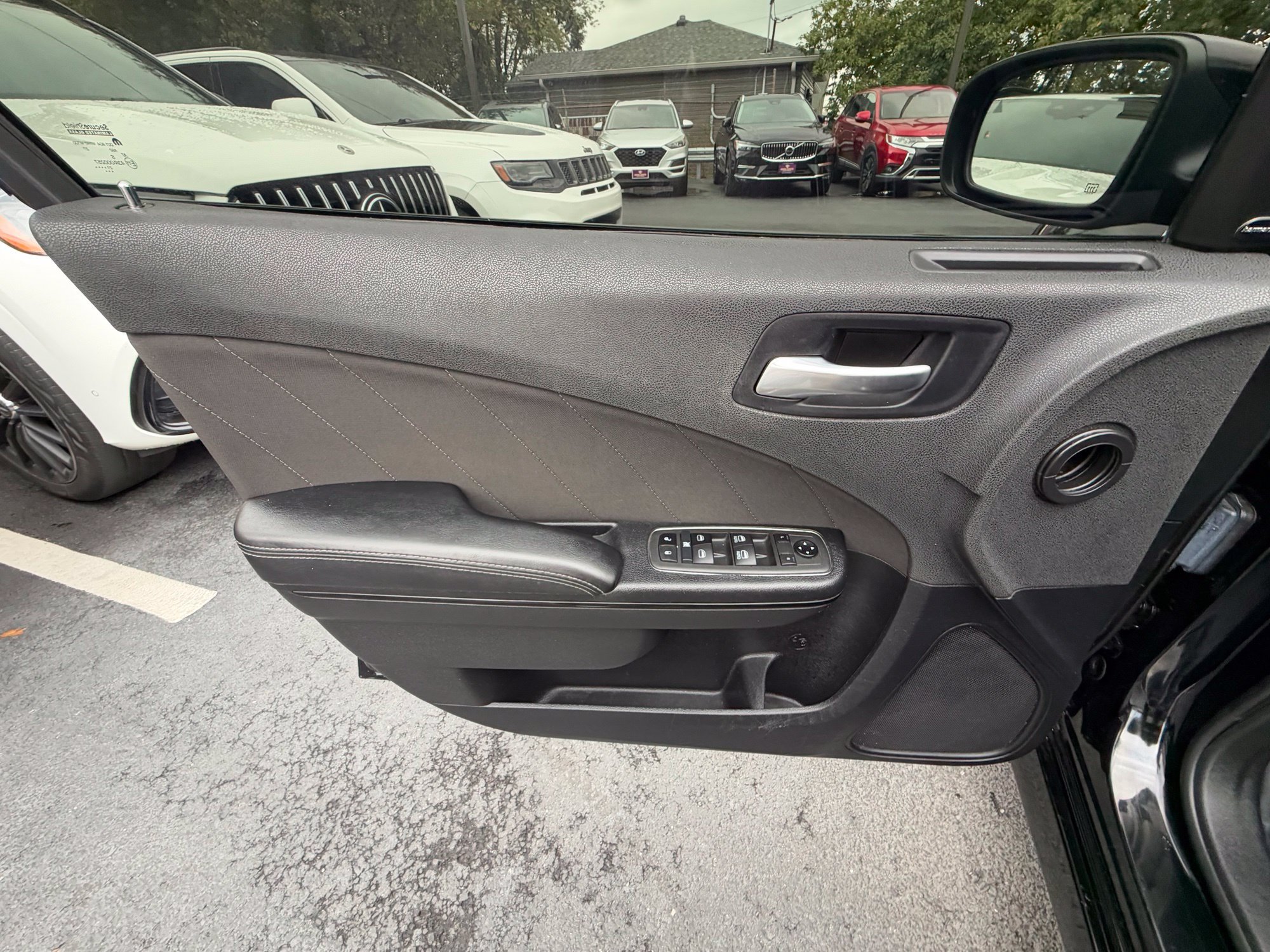 Used 2021 Dodge Charger R/T w/ Harman/Kardon Audio Group RWD image 16