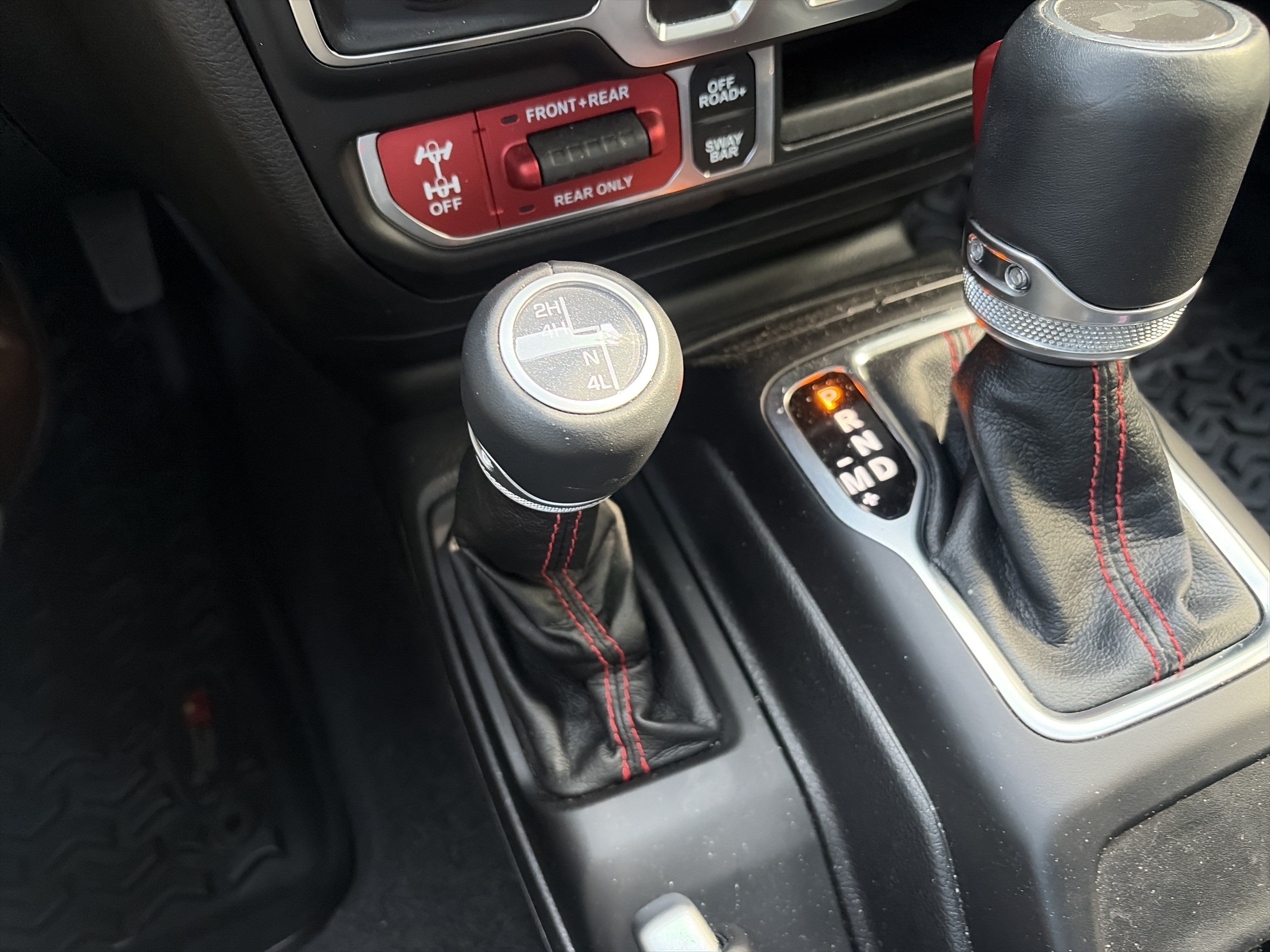 Used 2021 Jeep Wrangler Rubicon AWD/4WD image 37