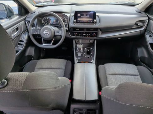 Used 2024 Nissan Rogue SV FWD image 25