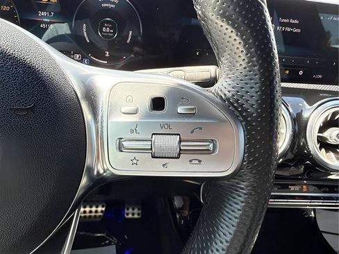 Used 2020 Mercedes-Benz CLA 250 image 45