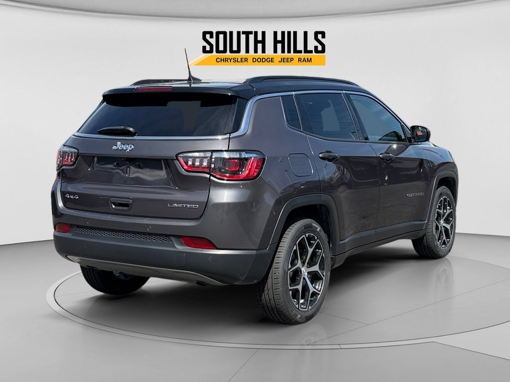 Used 2024 Jeep Compass Limited AWD/4WD image 5