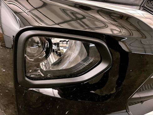 Used 2021 Chevrolet TrailBlazer LT image 28