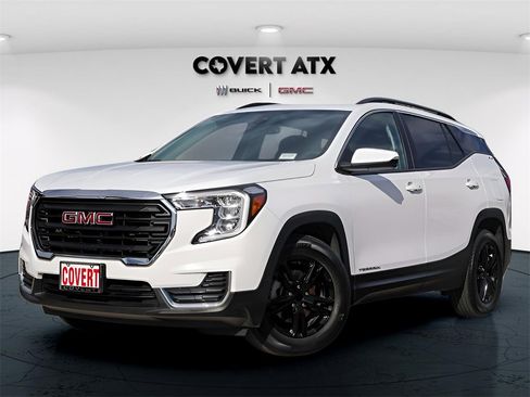 Used 2023 GMC Terrain SLE w/ Driver Convenience Package image 2