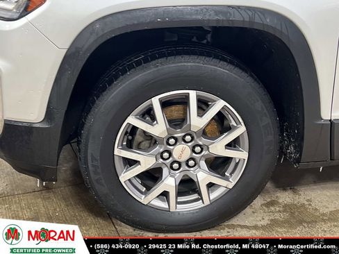 Used 2020 GMC Acadia SLT w/ Driver Alert Package II image 10