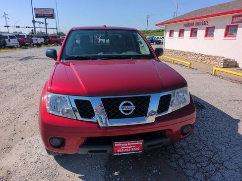 Used 2014 Nissan Frontier SV AWD/4WD image 8