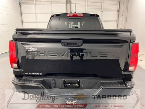 Used 2024 Chevrolet Colorado Z71 w/ Z71 Convenience Package 2 AWD/4WD image 8