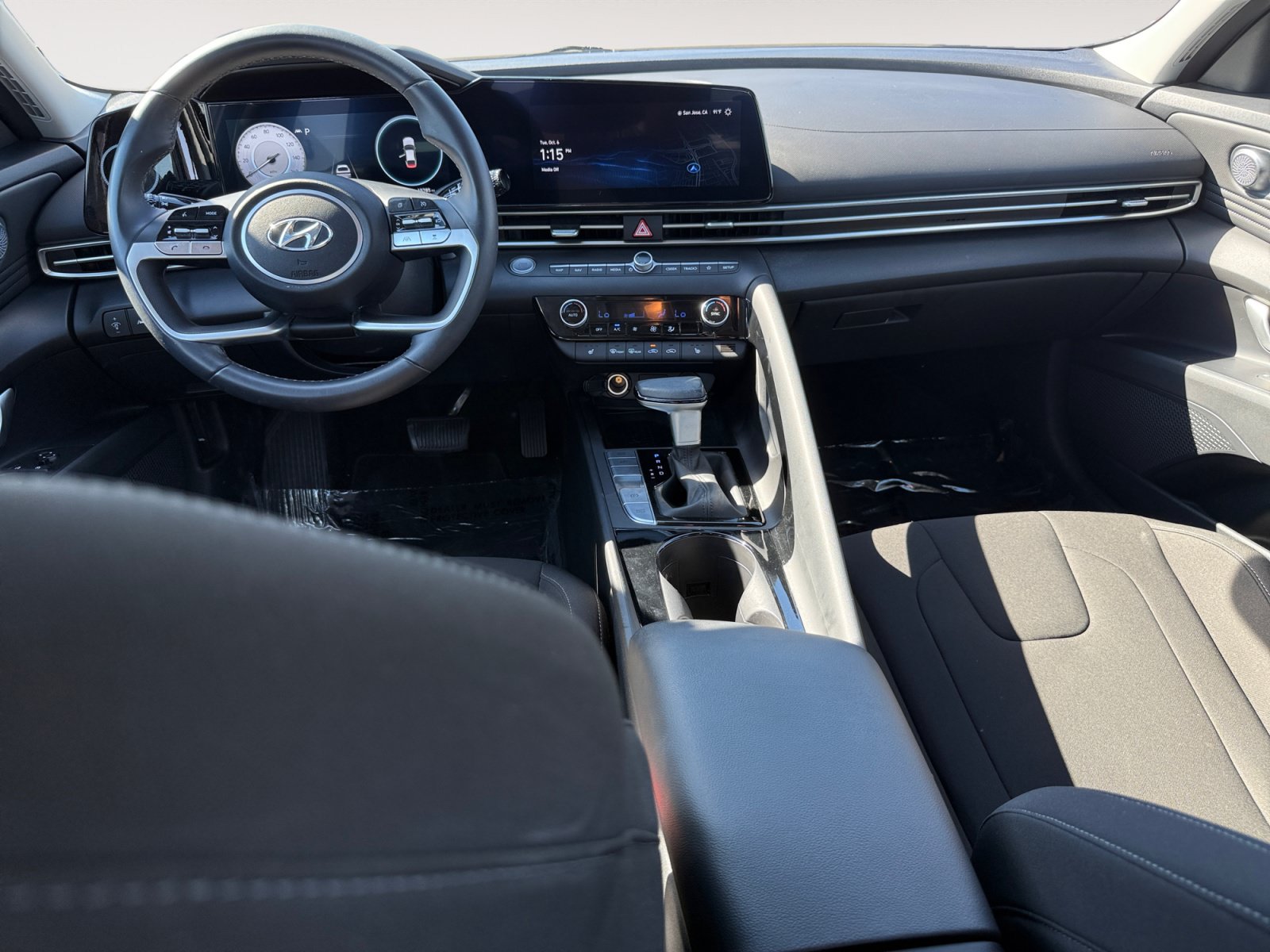 Certified 2023 Hyundai Elantra SEL w/ Convenience Package FWD image 15