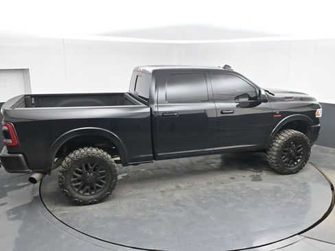Used 2019 RAM 2500 Laramie w/ Black Appearance Package AWD/4WD image 26