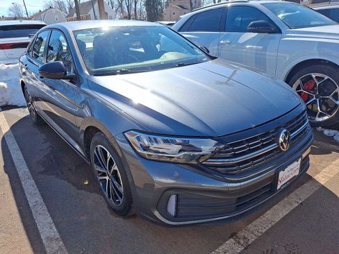 Used 2022 Volkswagen Jetta Sport w/ IQ.Drive Package image 2