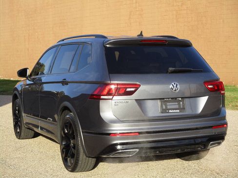 Used 2021 Volkswagen Tiguan SE R-Line FWD image 5