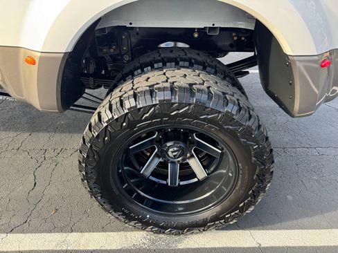 Used 2019 Ford F350 King Ranch w/ King Ranch Ultimate Package image 14