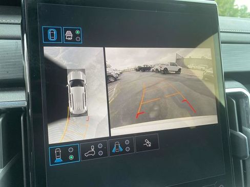 Used 2025 GMC Acadia Elevation image 28