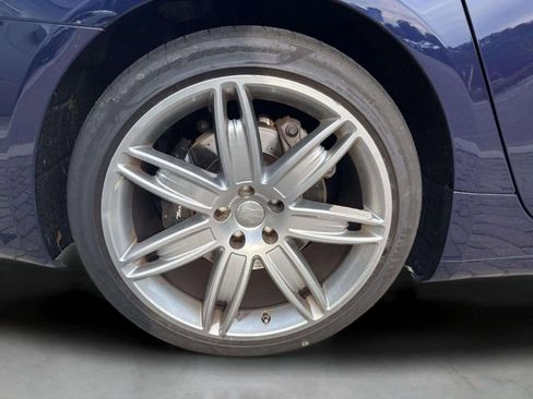 Used 2017 Maserati Quattroporte S GranLusso Q4 AWD/4WD image 32