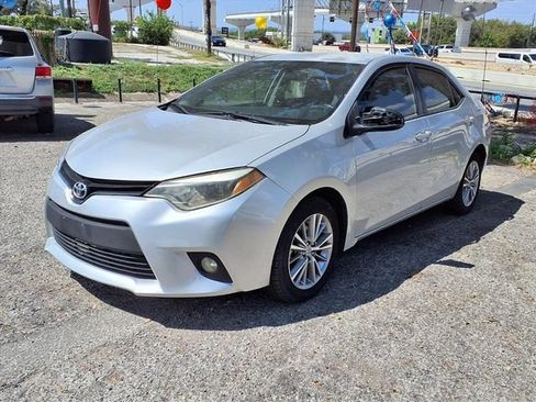 Used 2014 Toyota Corolla LE FWD image 3