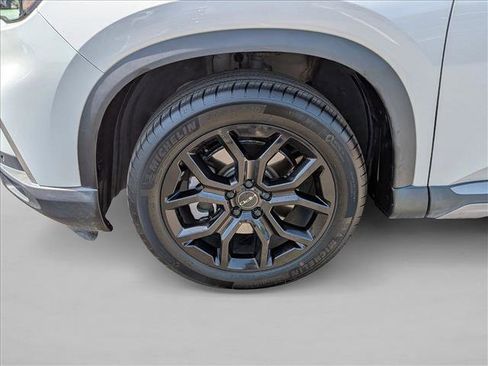 Used 2025 Honda Pilot Touring image 26
