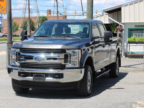 Used 2017 Ford F350 XL w/ STX Appearance Package AWD/4WD image 3