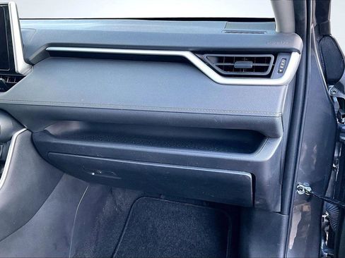 Used 2024 Toyota RAV4 LE image 18