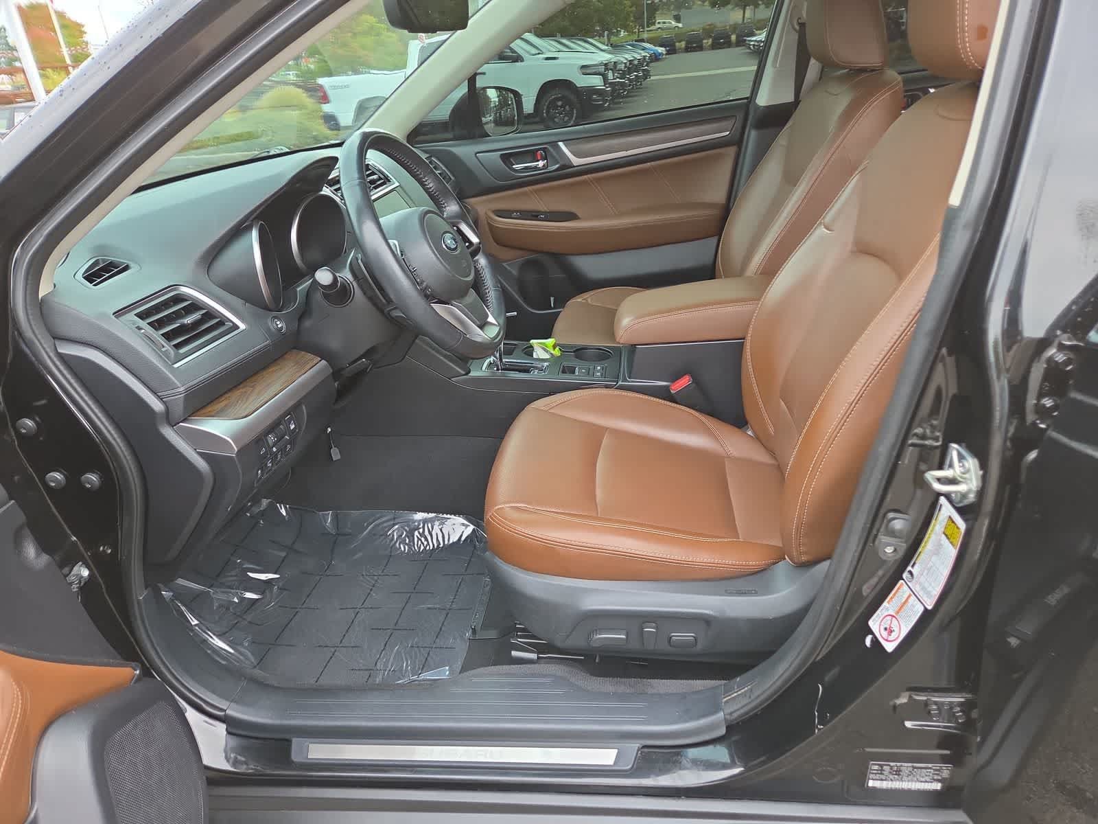 Used 2019 Subaru Outback 3.6R Touring w/ Popular Package #3A AWD/4WD image 19