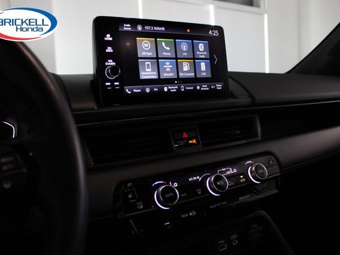 Used 2024 Honda Pilot TrailSport image 45