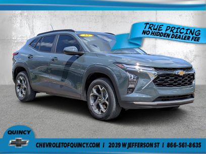 Used 2025 Chevrolet Trax LT