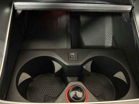 Certified 2023 BMW X6 xDrive40i w/ Luxury Seating Package image 16