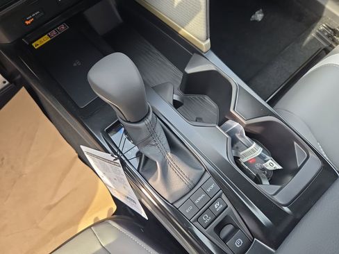 New 2026 Toyota Camry SE FWD image 22