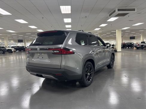 New 2026 Toyota Grand Highlander Platinum image 4