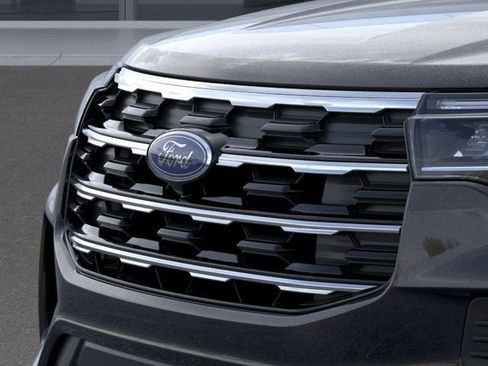 New 2026 Ford Explorer Active image 18