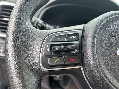 Used 2018 Kia Sportage LX w/ LX Popular Package image 28