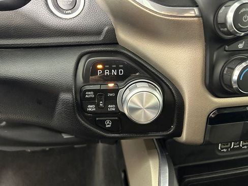 Used 2022 RAM 1500 Laramie AWD/4WD image 21